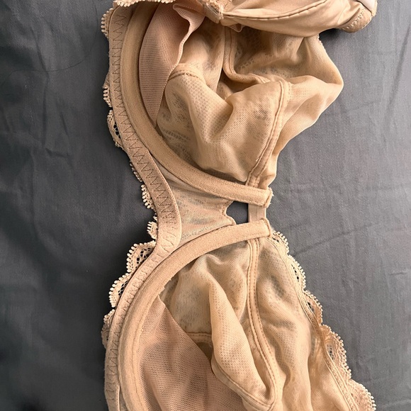 Brand new Calvin Klein bra 32dd - Picture 8 of 10